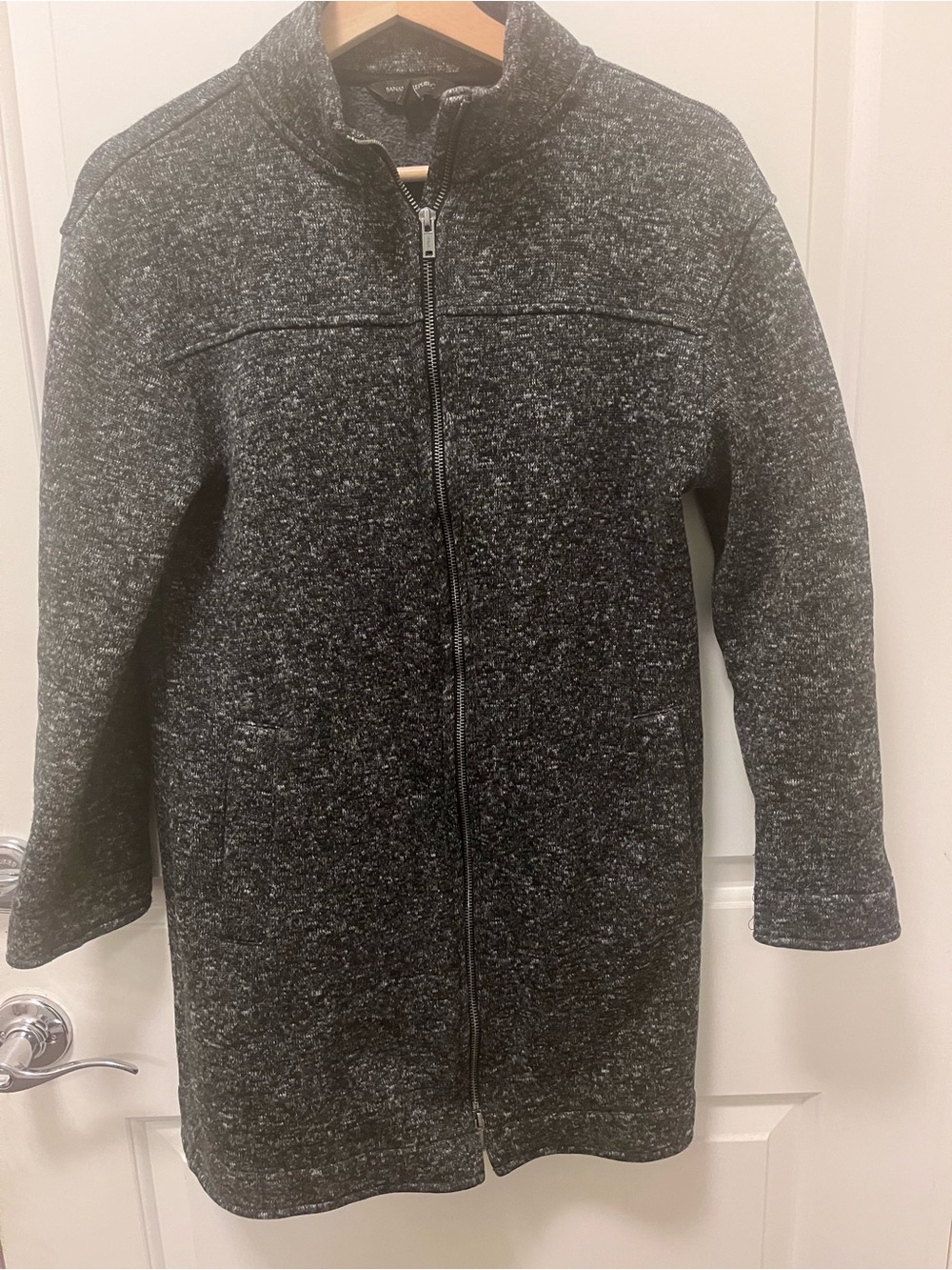 Banana Republic women’s Full-Zip Charcoal Heather Sweater coat medium zipper - Picture 3 of 5